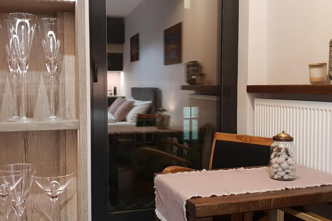 Boutique 108 - Old City, Luxury Apt. With A Garage Cracovie Extérieur photo